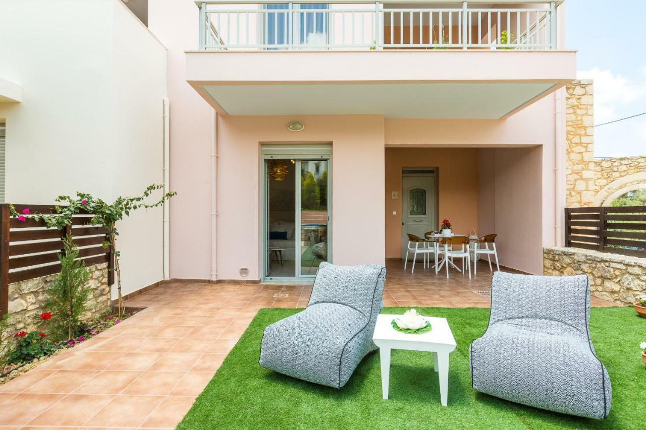 Chris House Villa Lutrá Kültér fotó